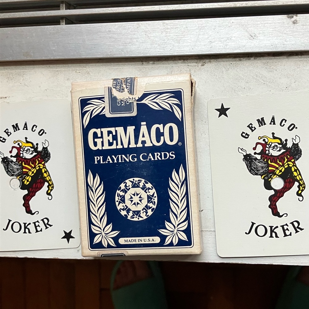 Trump Plaza Gemaco Navy Blue Playing Cards with both 🃏 Jokers🌺🌺